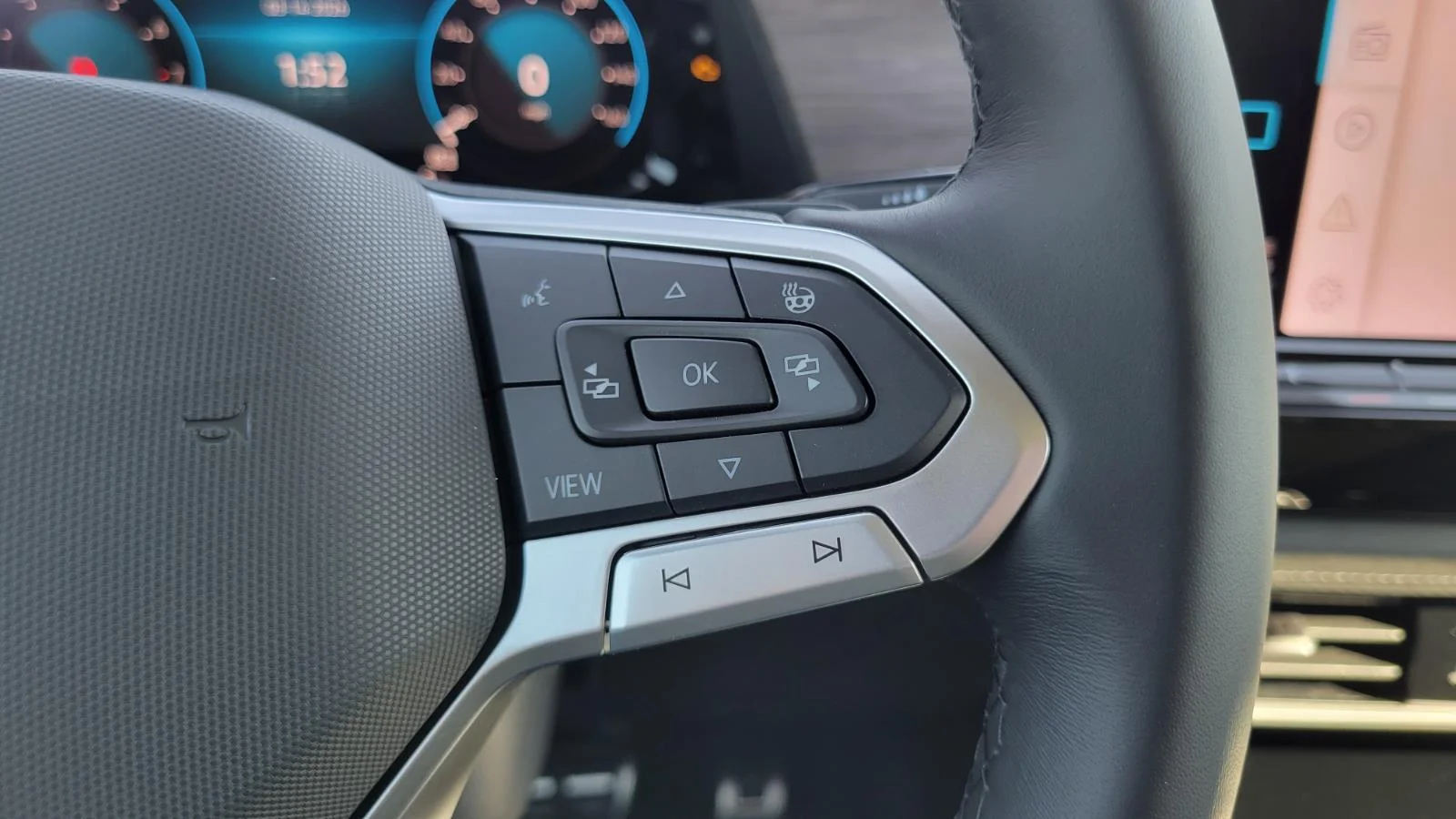 2026 Volkswagen Atlas SEL Premium R-Line - Photo 29