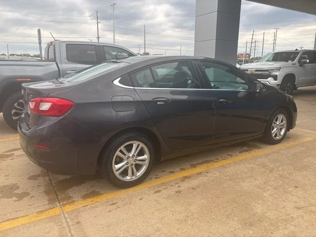 Used 2017 Gray Chevrolet LT image 5