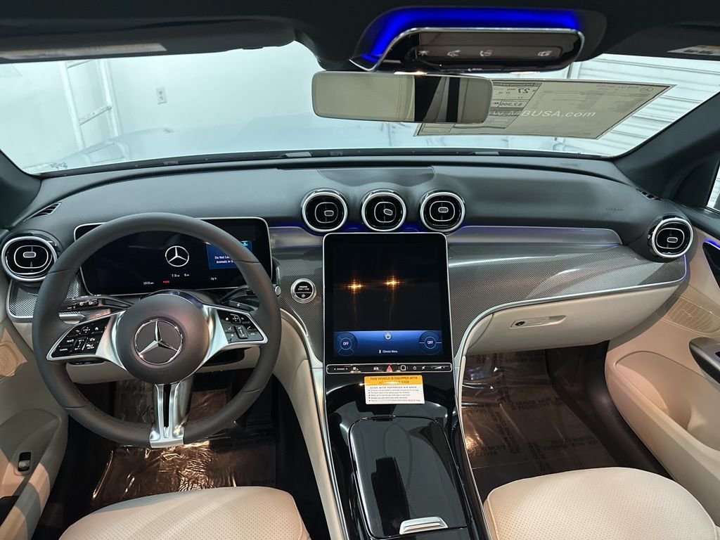 Used 2026 Silver Mercedes-Benz GLC 300 image 20