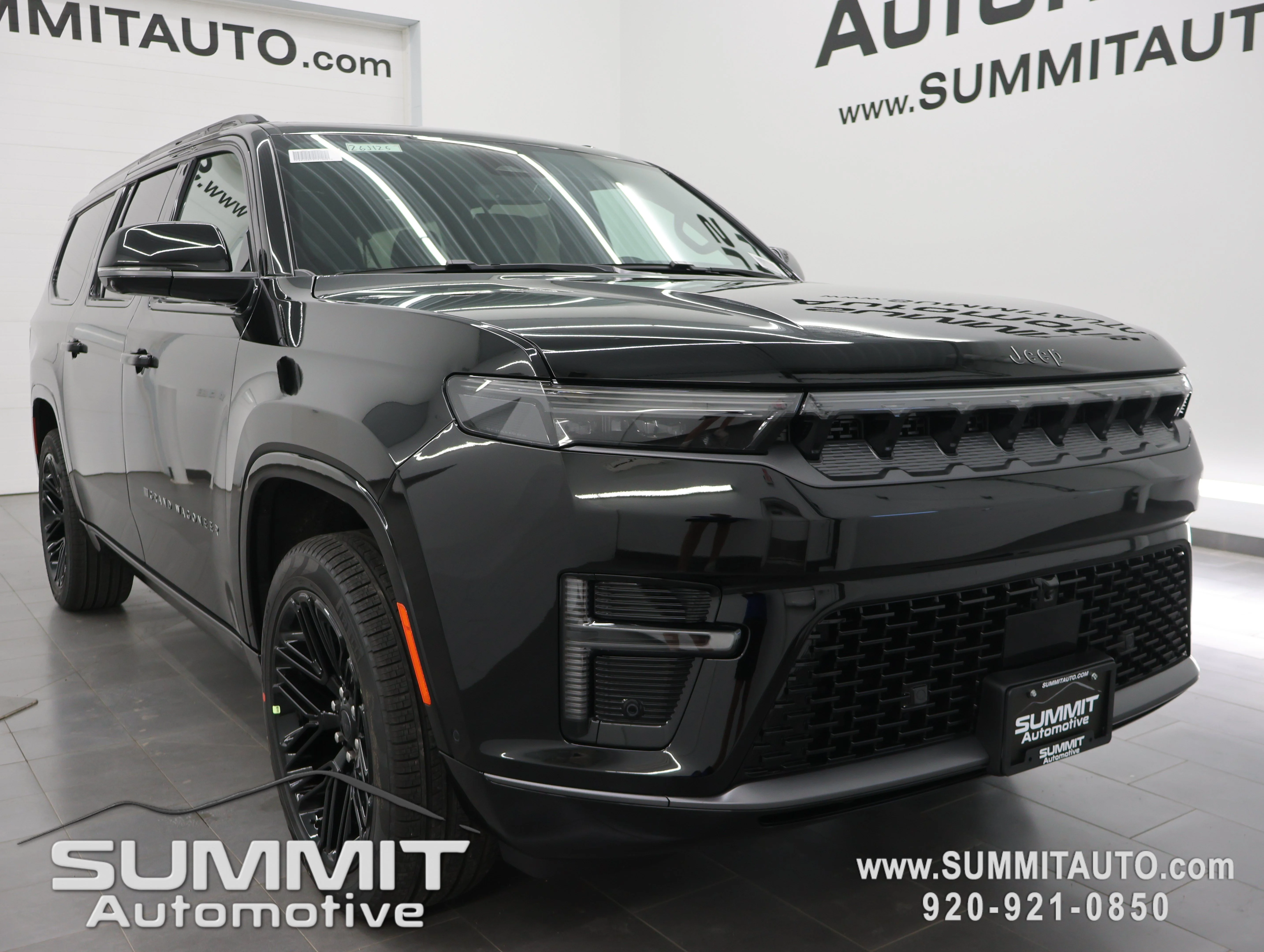 New 2026 High Gloss Black Jeep Limited Reserve image 2