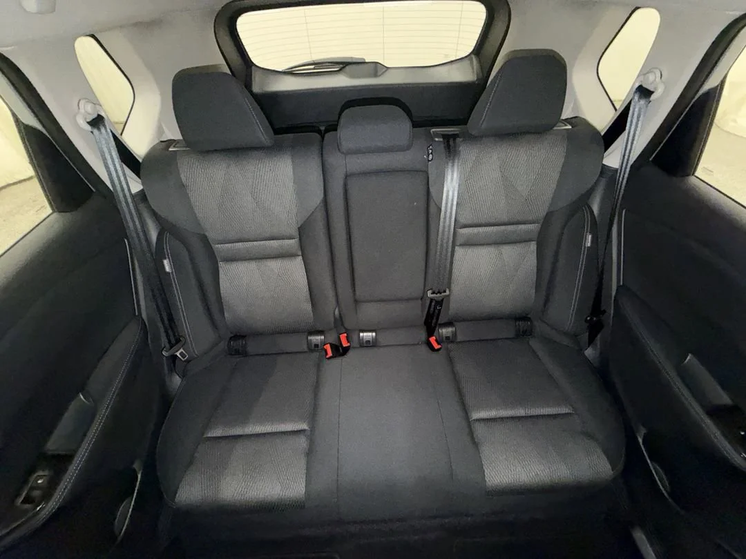 2025 Nissan Rogue SV - Photo 20