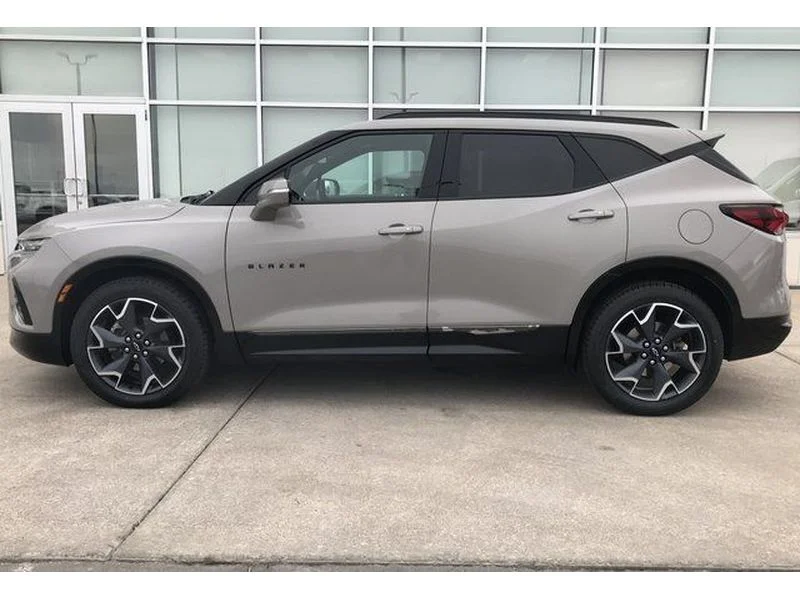 Certified Used 2021 Pewter Metallic Chevrolet RS image 5