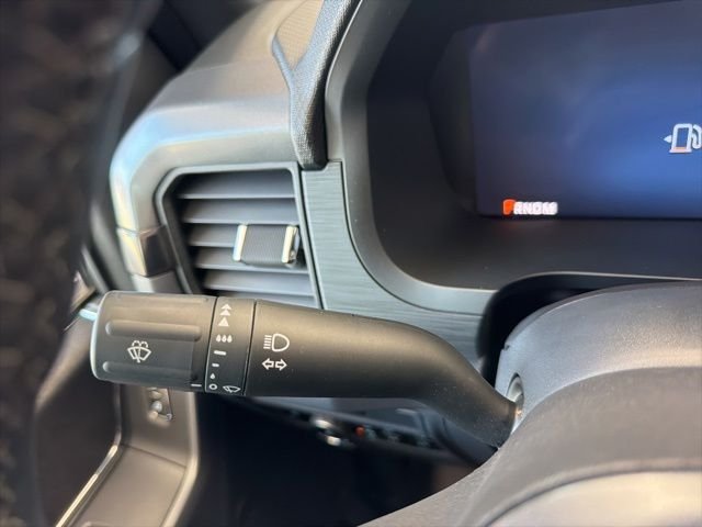New 2026 Carbonized Gray Metallic Ford XLT image 28
