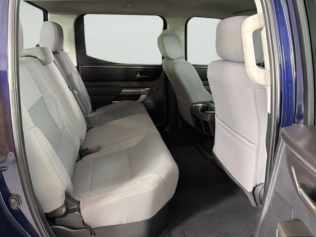 Used 2022 Blue Toyota SR5 image 16