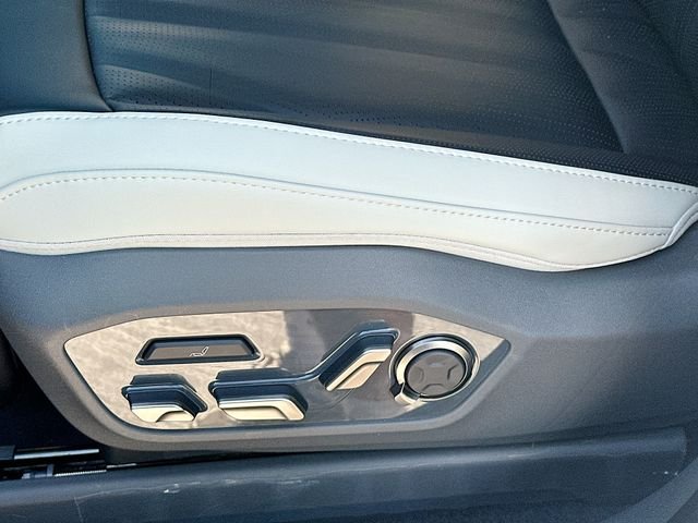 New 2026 Glacial White Pearl / Black Ro Kia GT-Line AWD image 20