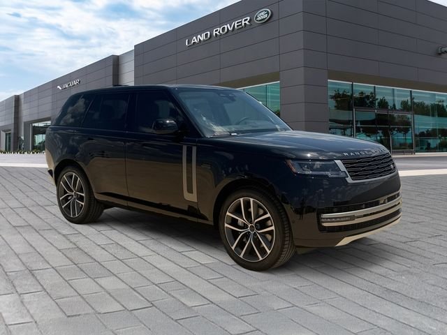 New 2026 Santorini Black Land Rover SE image 7