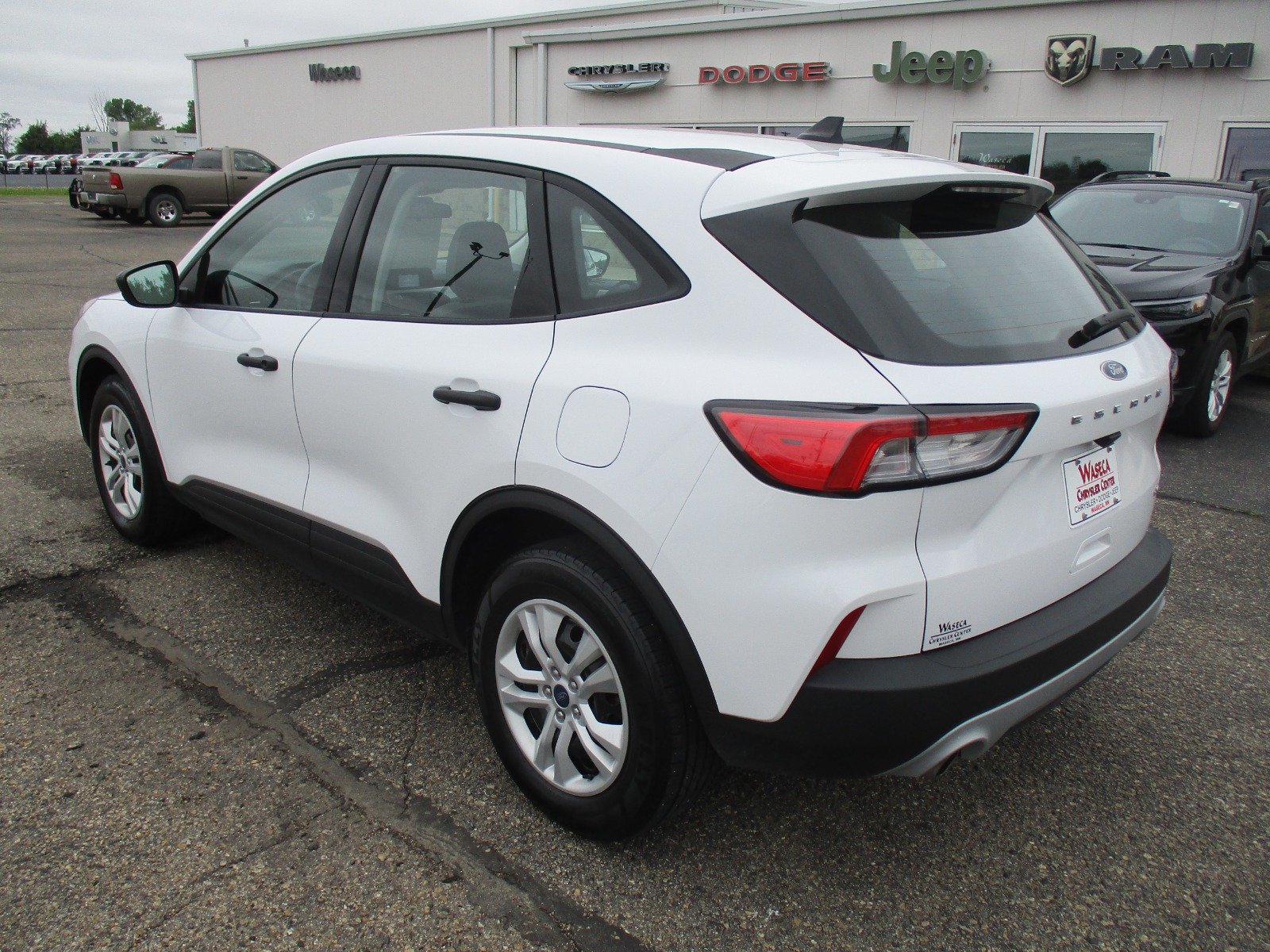Used 2022 WHITE Ford S image 4