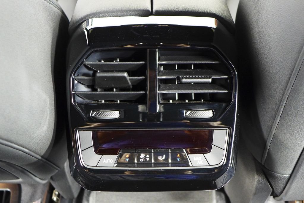 Certified Used 2024 Black Sapphire Metallic BMW xDrive50 image 22
