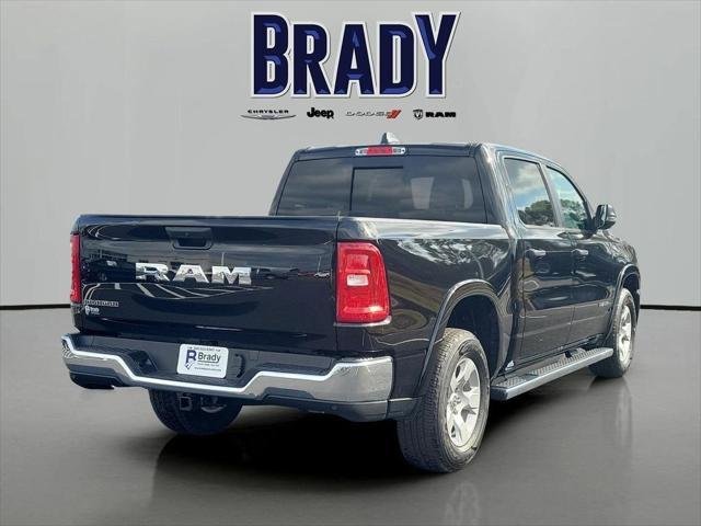 New 2026 Diamond Black Crystal Pearl-Coat Exterior Paint RAM BIG HORN image 3