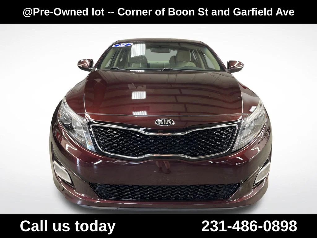 Used 2014 Red Kia LX image 13