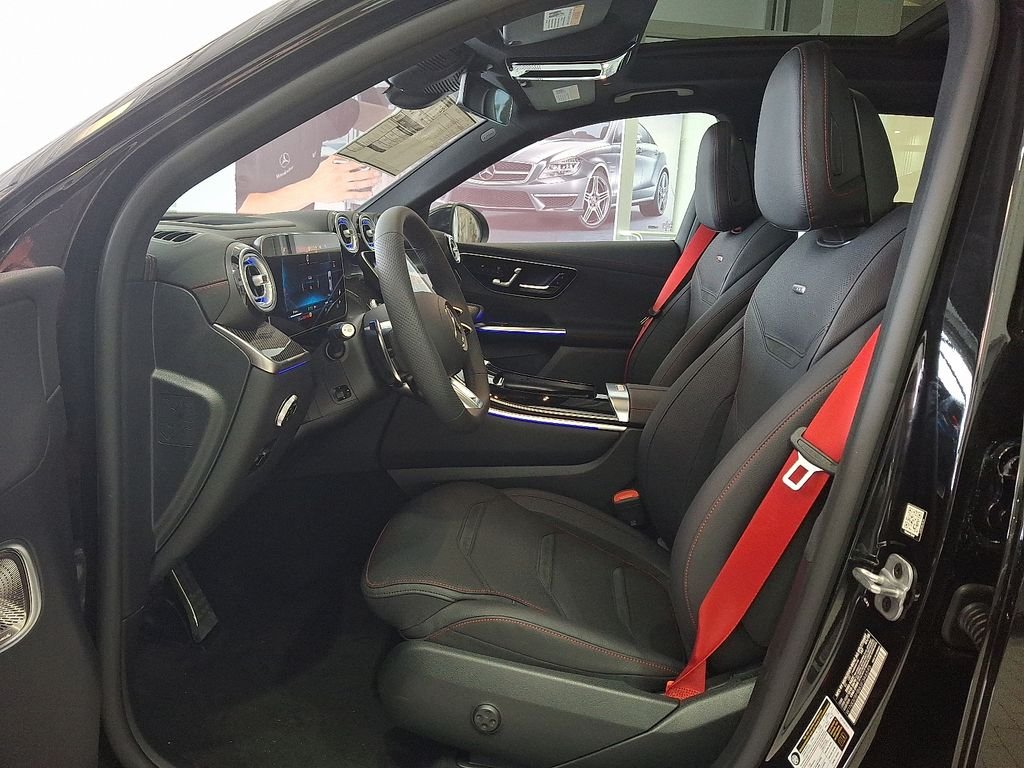 2025 Mercedes-Benz GLC AMG GLC43 - Photo 10