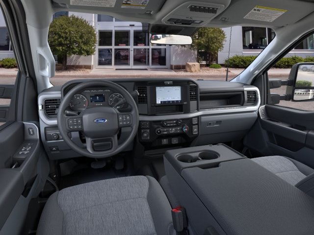 New 2026 Oxford White Ford XL image 9