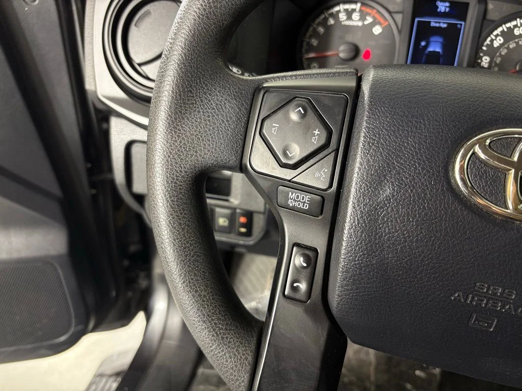 Used 2018 Gray Toyota SR image 22