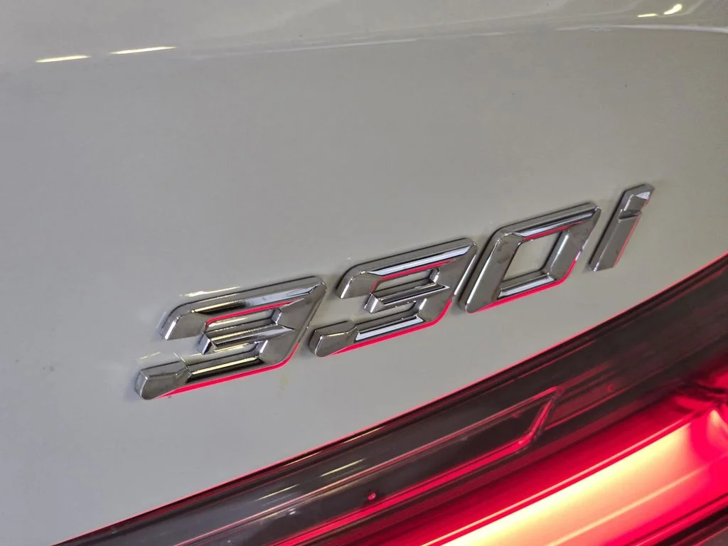 New 2026 Alpine White BMW 330i image 7
