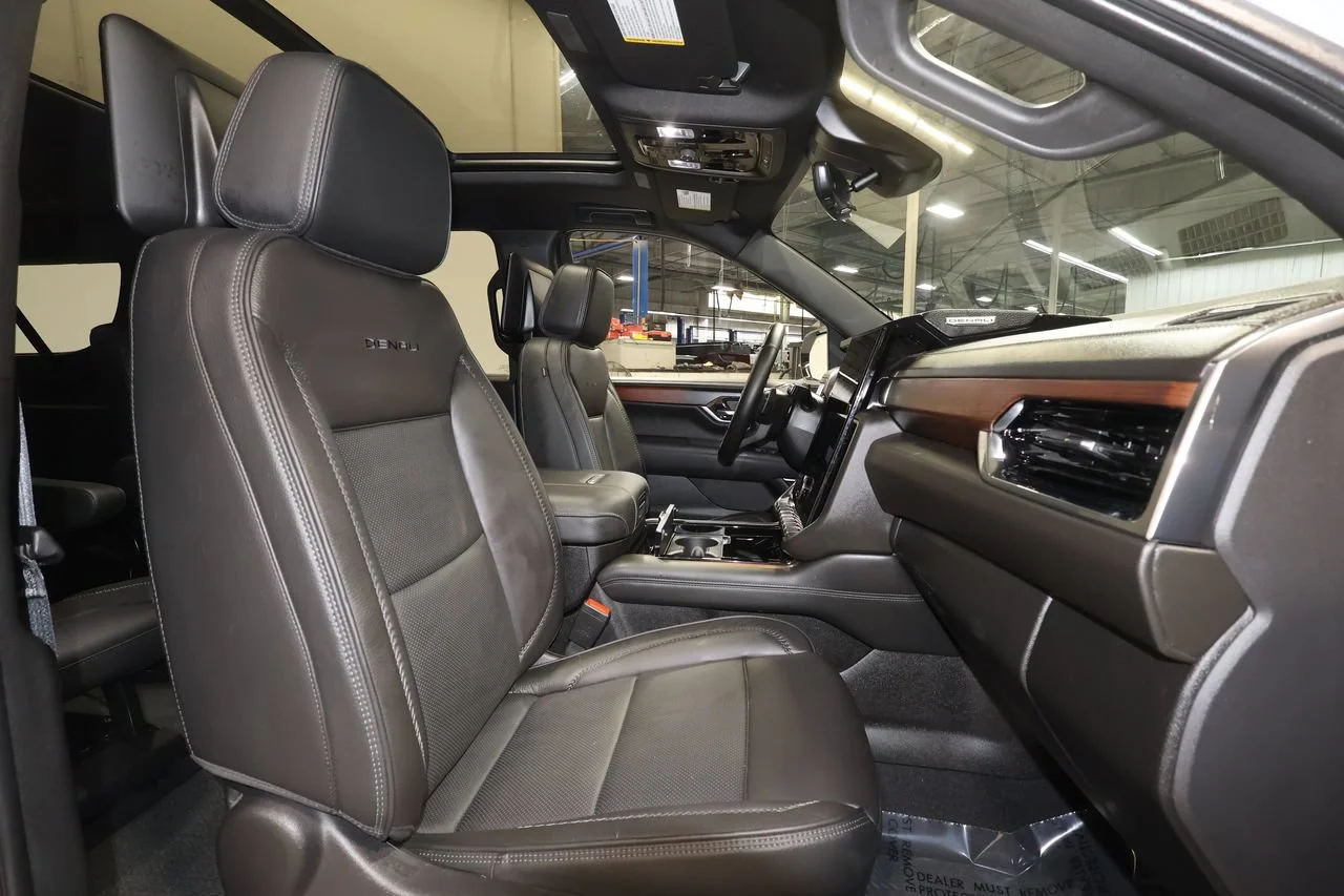 Used 2026 Glacier White Tricoat GMC Denali image 32
