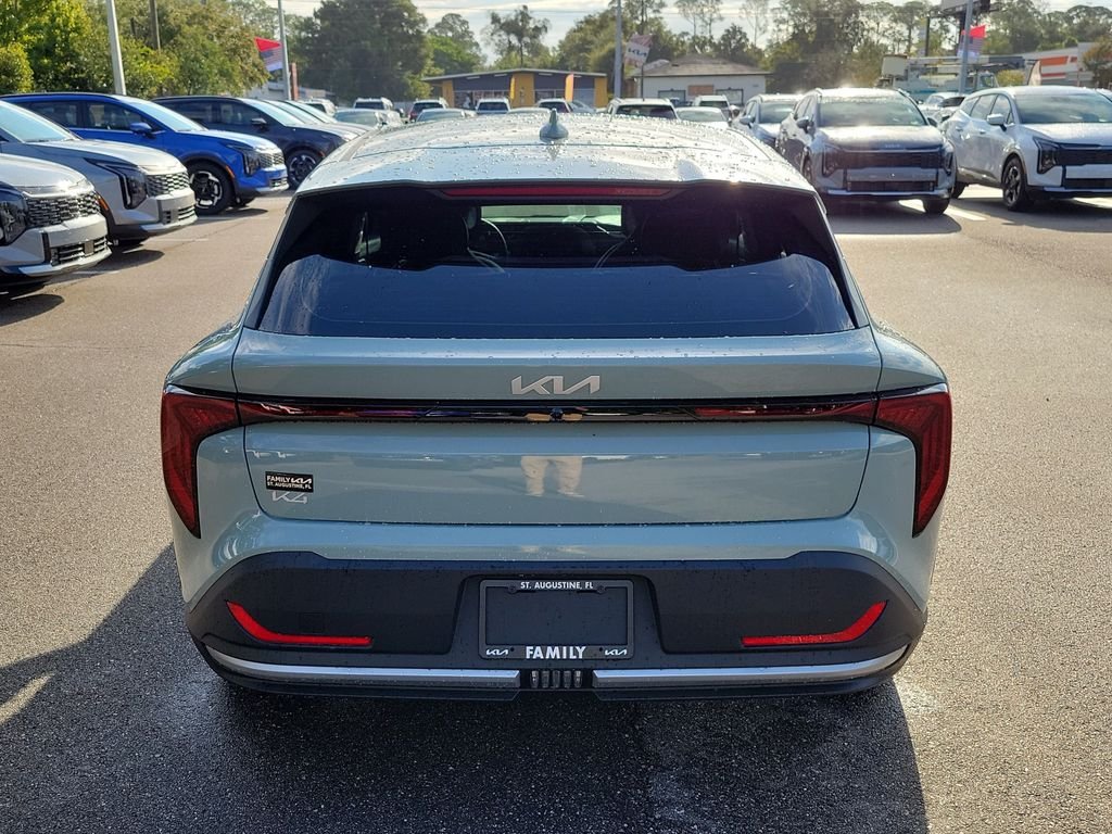 New 2026 Morning Haze Kia EX Hatchback image 5