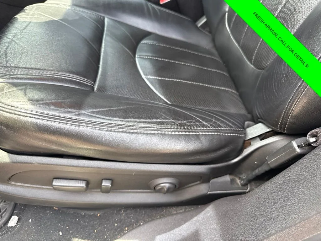 Used 2014 Black GMC Denali image 19