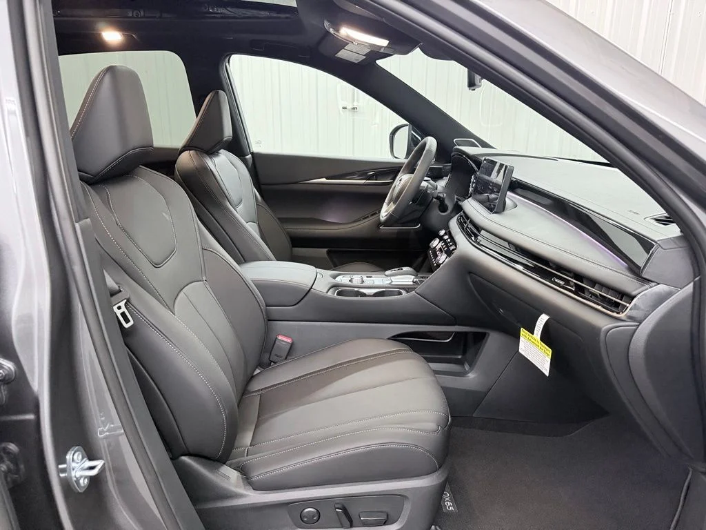 New 2027 GRAPHITE SHADOW INFINITI Sport AWD image 43