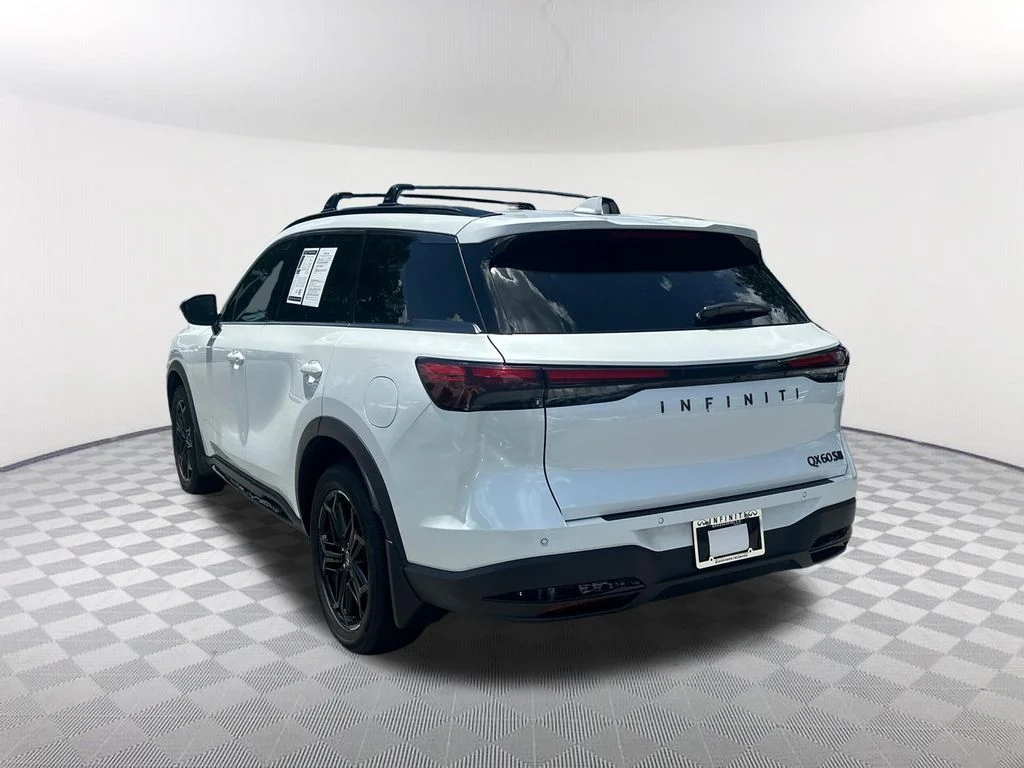 Certified Used 2026 White INFINITI SPORT image 7