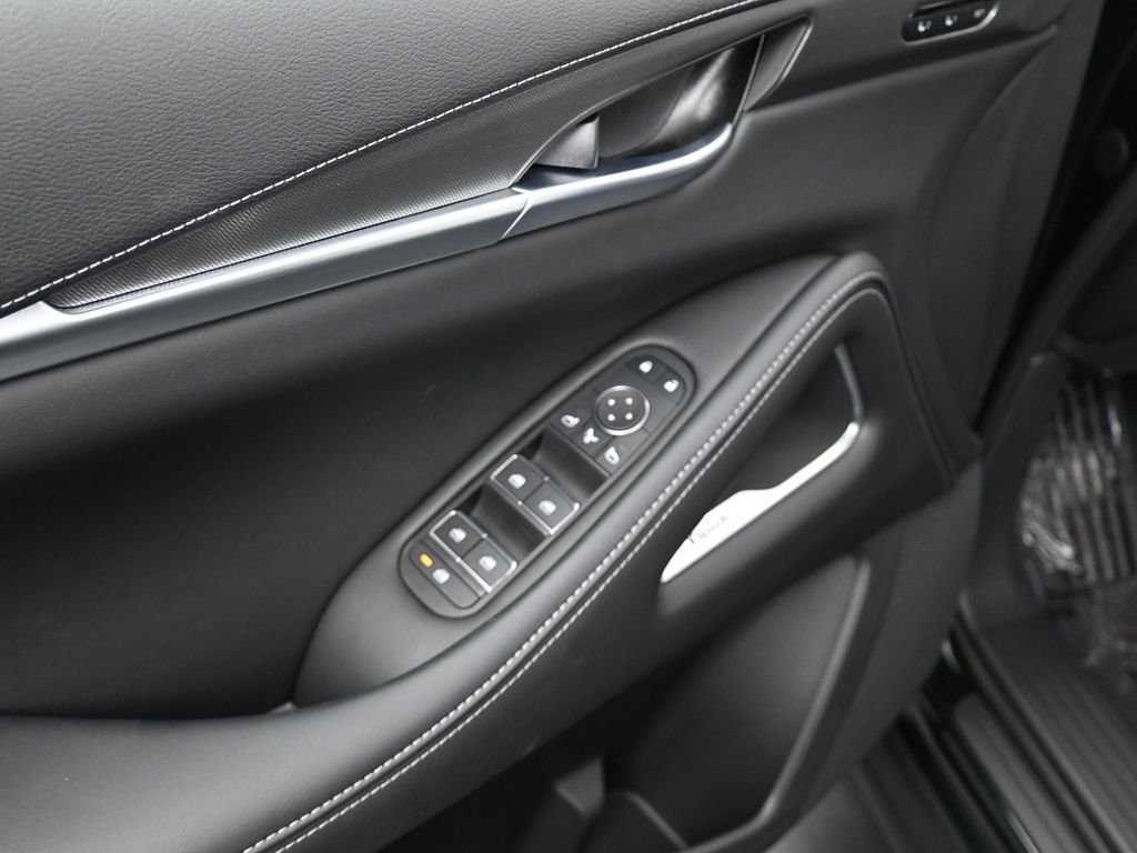 New 2026 Green INFINITI LUXE image 17