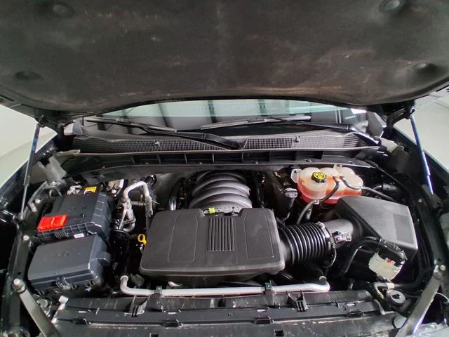 Used 2023 Black GMC SLT image 17