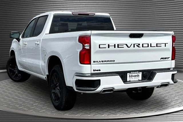 New 2026 Summit White Chevrolet RST image 3