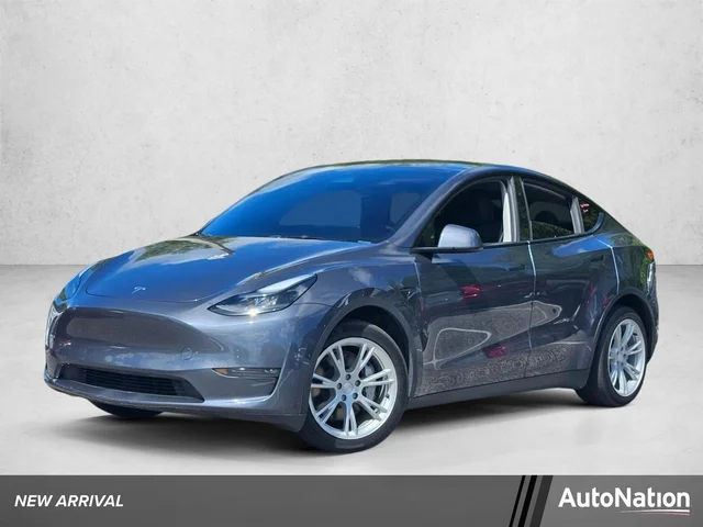 2023 Tesla Model Y Long Range