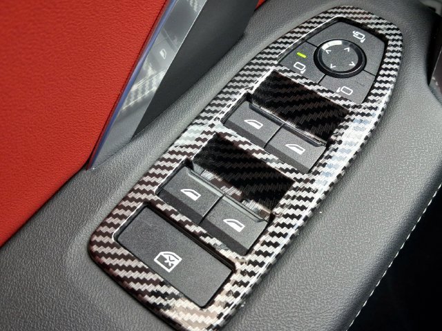 Used 2025 Silver BMW xDrive28i image 9