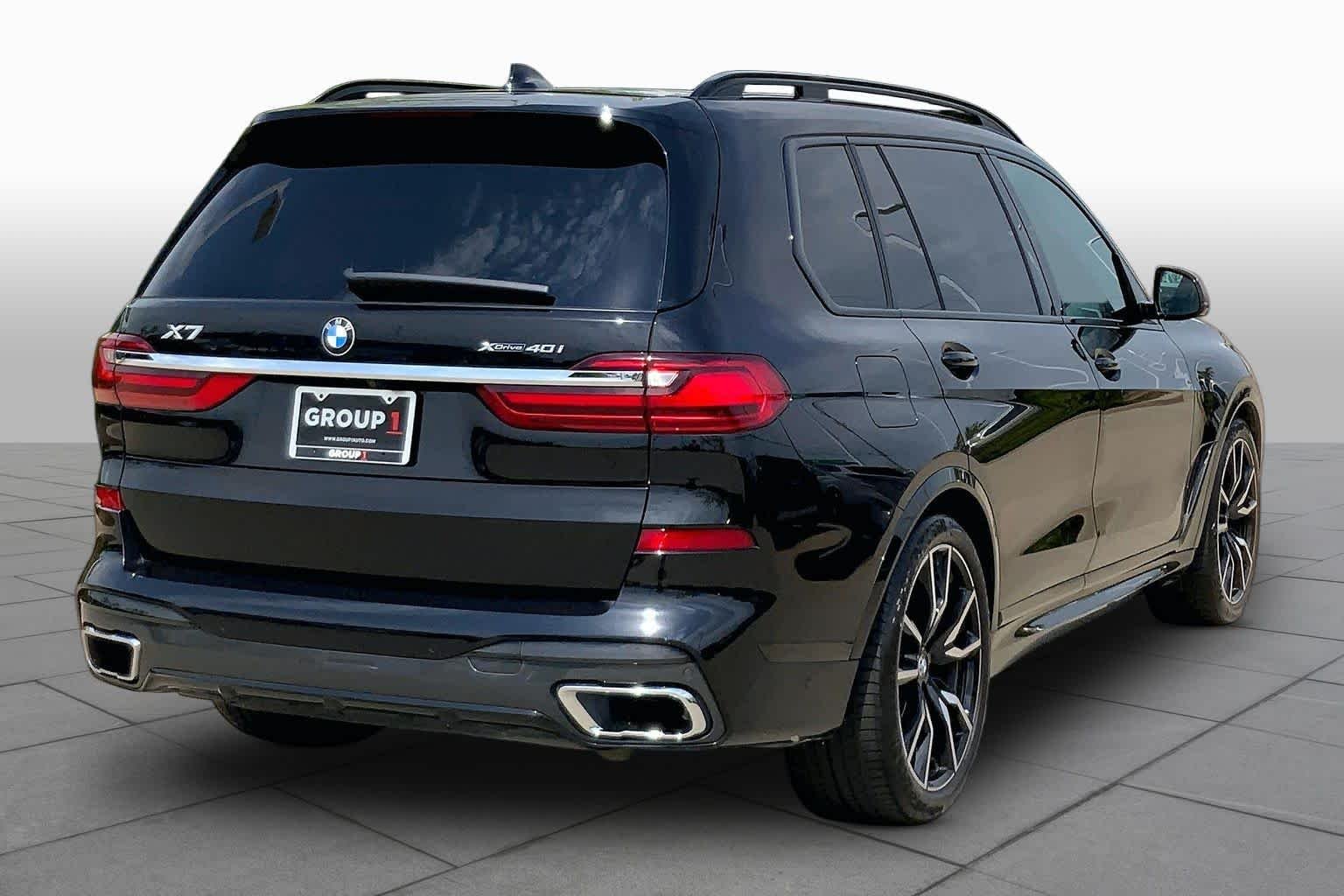 Used 2020 Black Sapphire Metallic BMW xDrive40i image 12