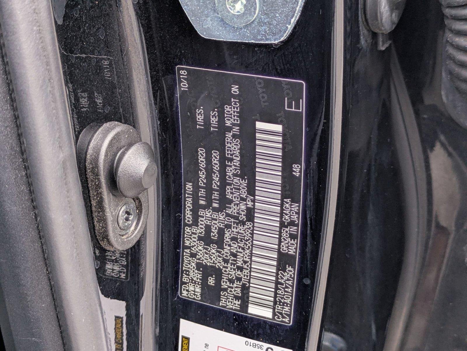Used 2019 Midnight Black Metallic Toyota Limited image 34