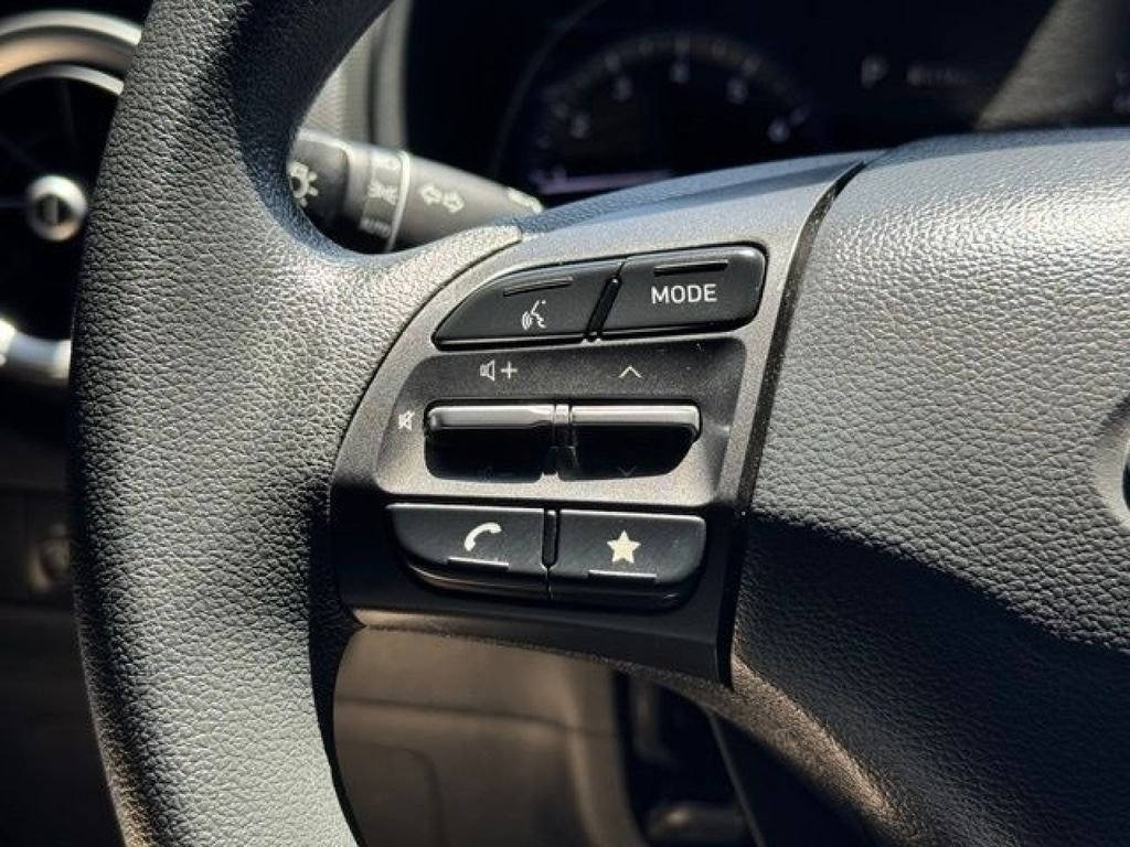 Used 2022 Thunder Gray Hyundai SEL image 11