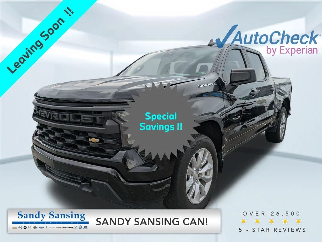 2022 Chevrolet Silverado 1500 Custom Crew Cab Short Box's photo