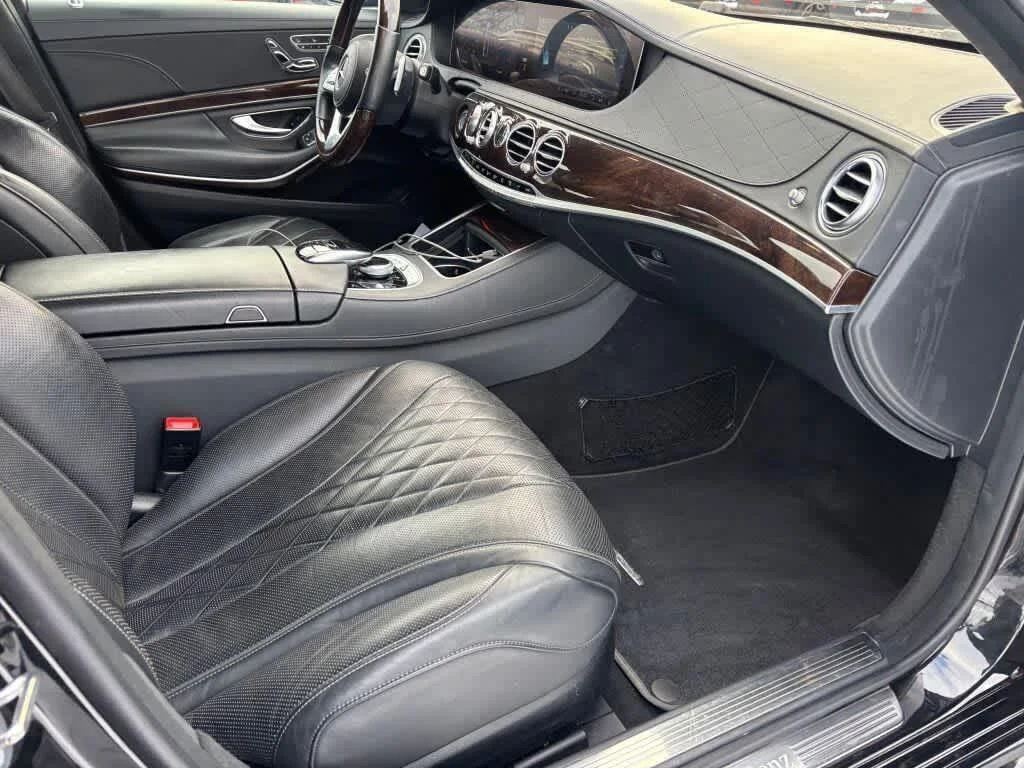 Used 2020 Obsidian Black Metallic Mercedes-Benz S 560 image 13