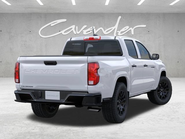 New 2026 Summit White Chevrolet WT image 4