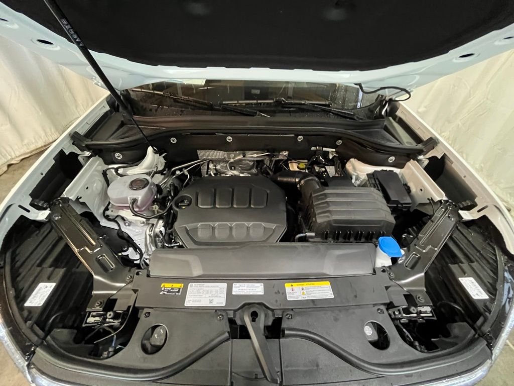 New 2026 White/off-white Volkswagen 2.0T SEL image 29