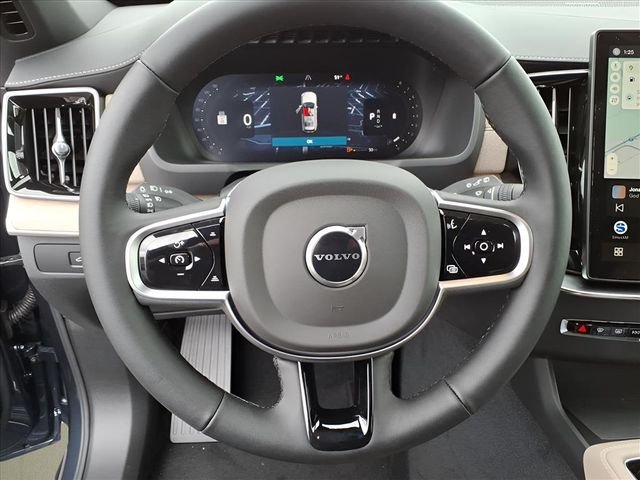 2026 Volvo XC90 Plus - Photo 17