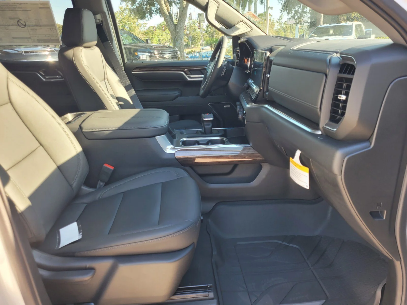 2026 Chevrolet Silverado 1500 RST - Photo 14