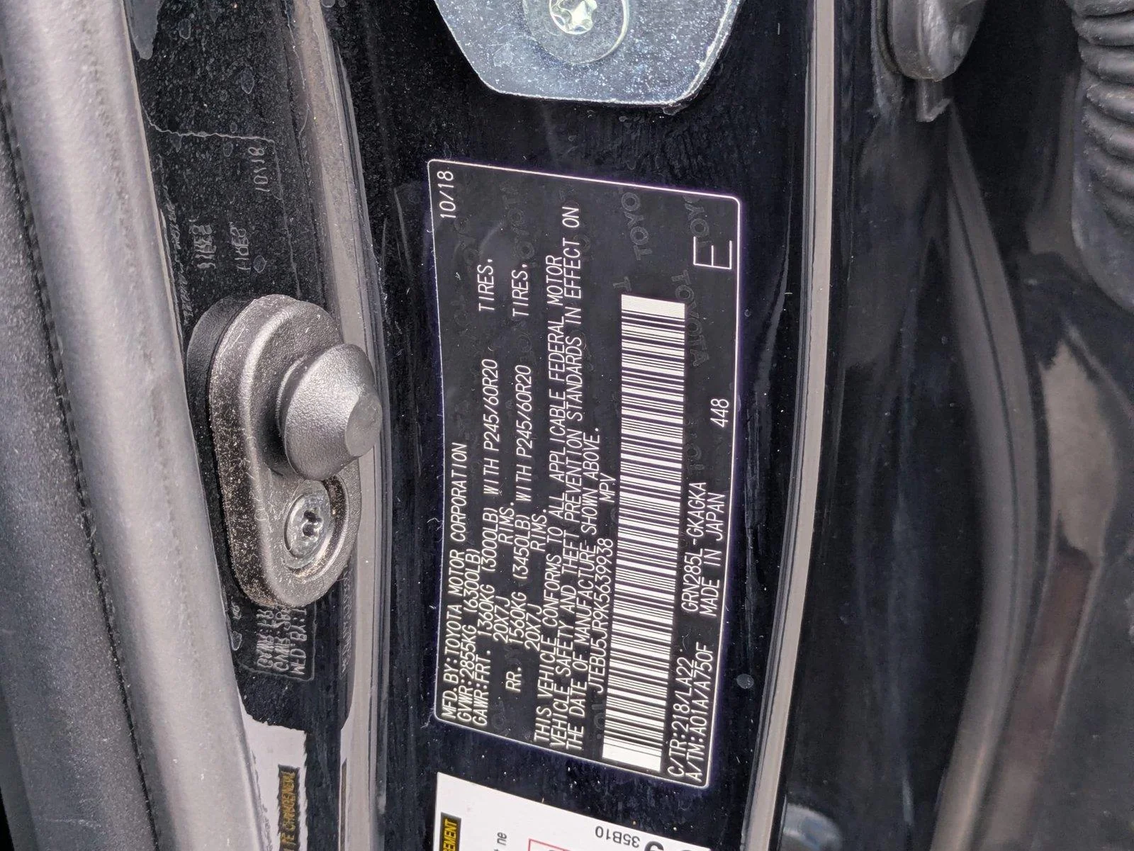 Used 2019 Midnight Black Metallic Toyota Limited image 34
