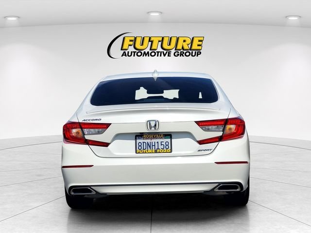 Used 2018  Honda Sport image 5