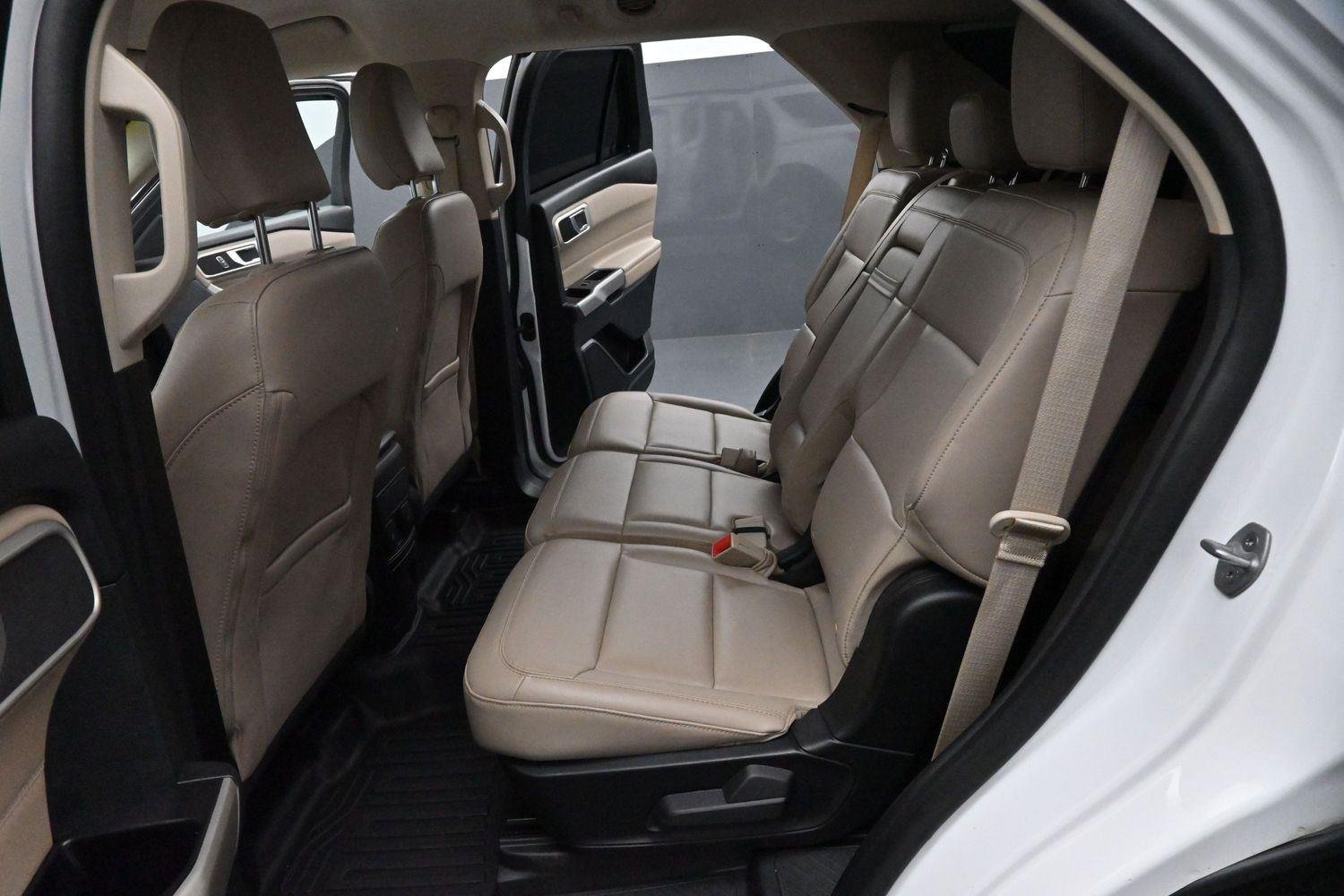 Used 2023 Oxford White Ford XLT image 28