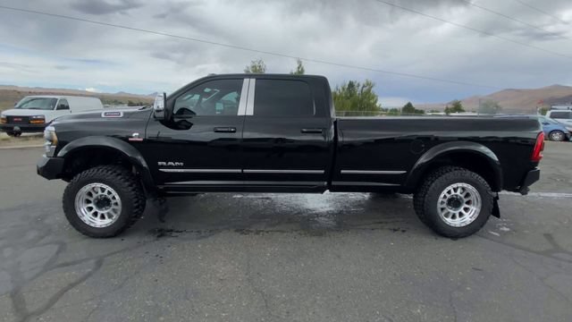 Used 2023 Diamond Black Crystal Pea Ram Laramie image 5