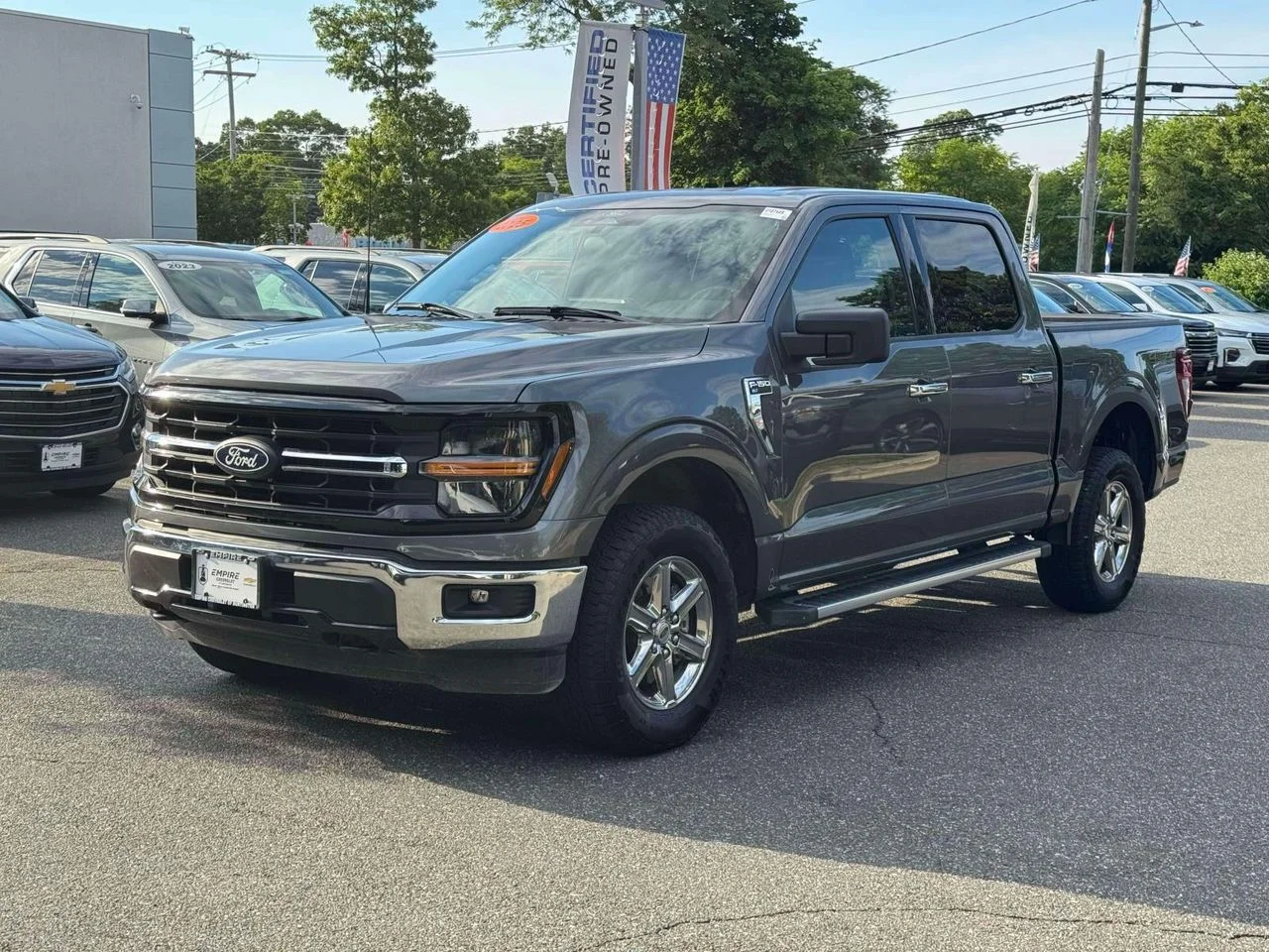 Used 2025 CARBONIZED GRAY METALLIC Ford XLT image 3