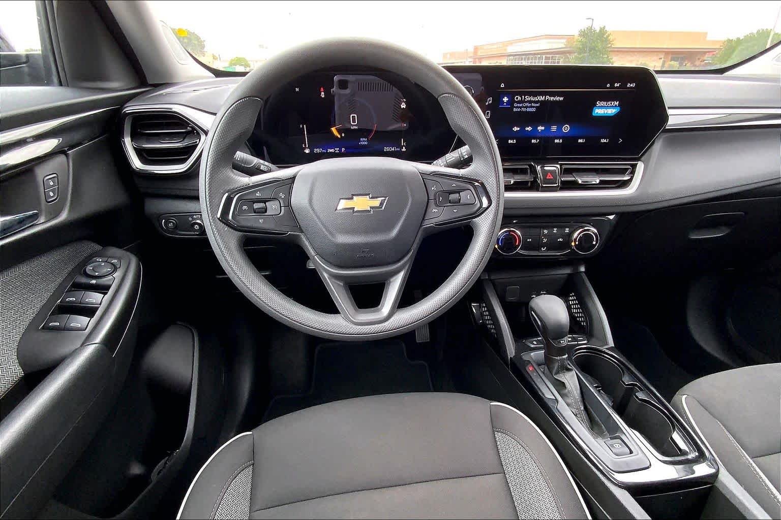 Used 2025 Mosaic Black Metallic Chevrolet LT image 6