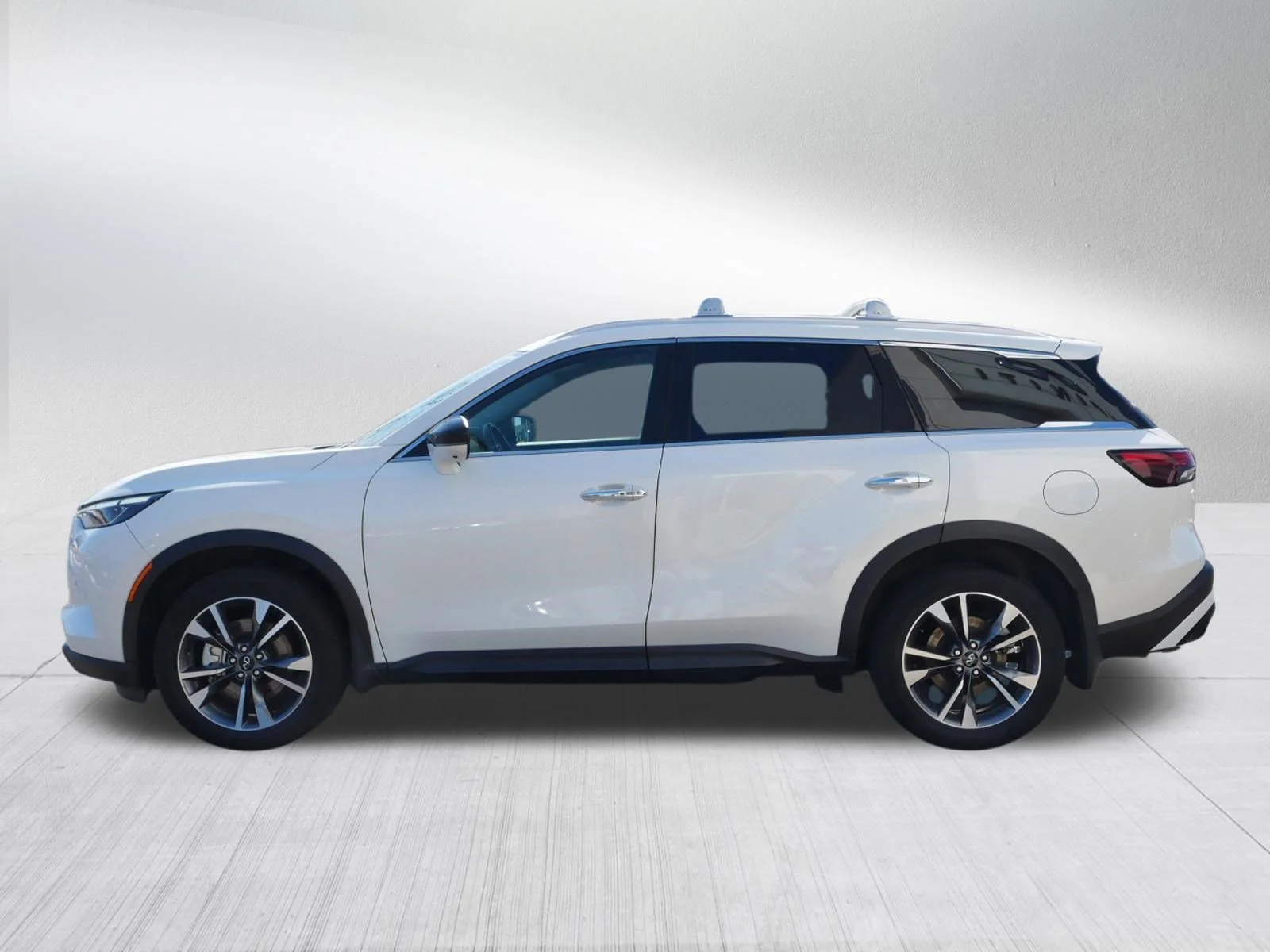 2025 INFINITI QX60 LUXE - Photo 4