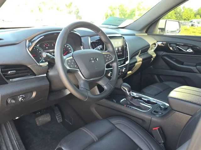 Certified Used 2023 White Chevrolet RS image 28