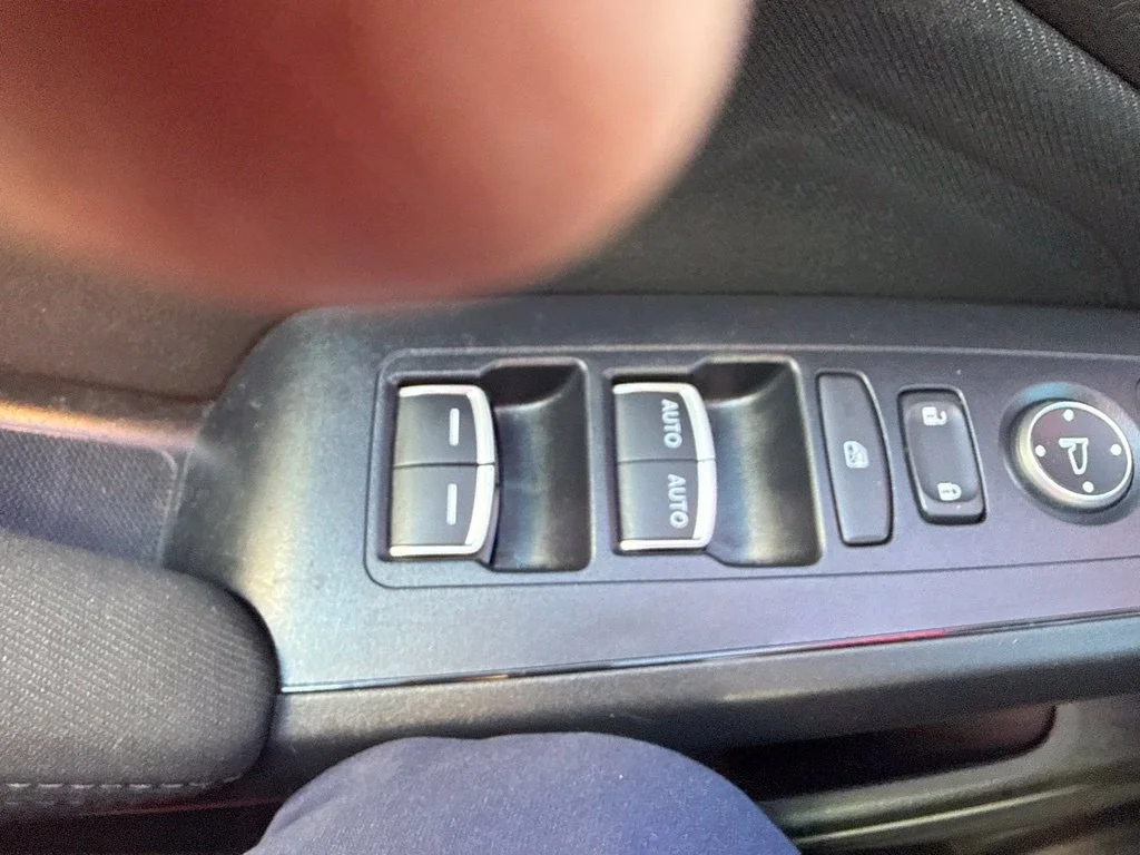 Used 2024  Honda Sport image 30
