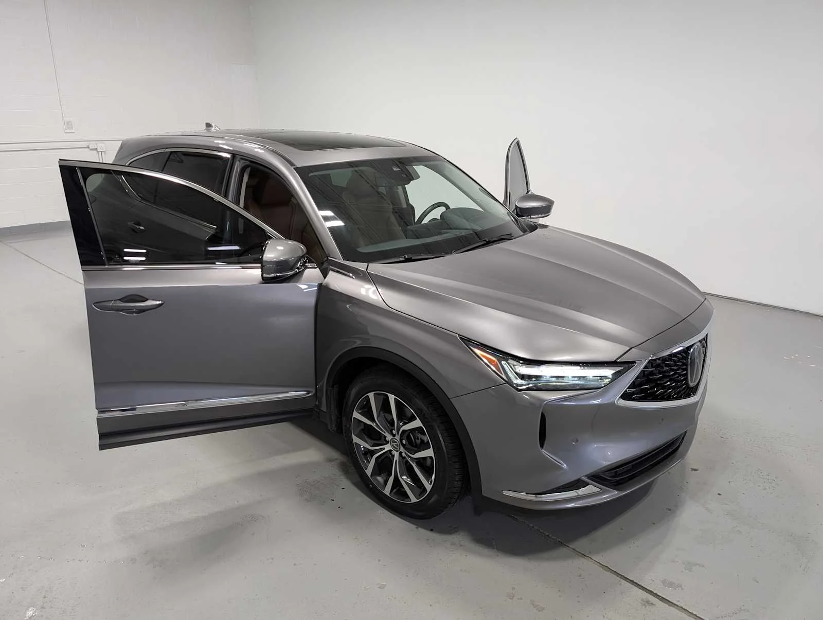 Certified Used 2022 Liquid Carbon Metallic Acura SH-AWD TECH image 16