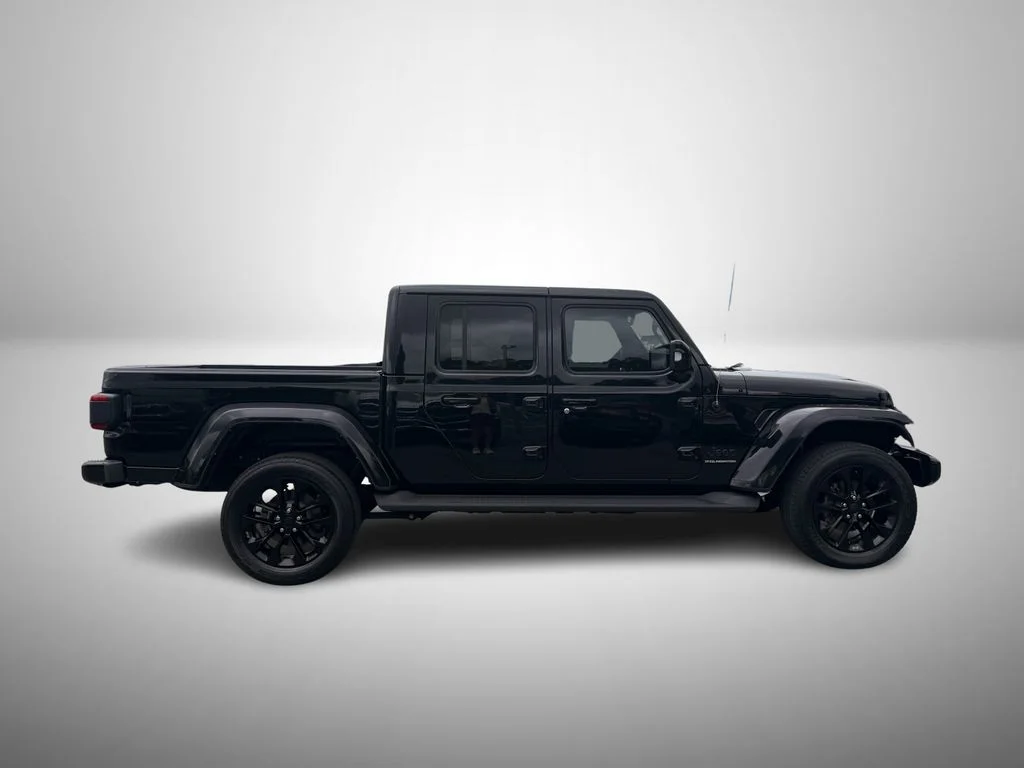 Used 2023 Black Jeep Overland image 5