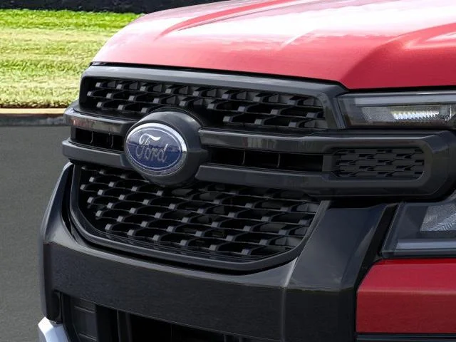 New 2025 Ruby Red Metallic Tinted Clearcoat Ford XLT image 17