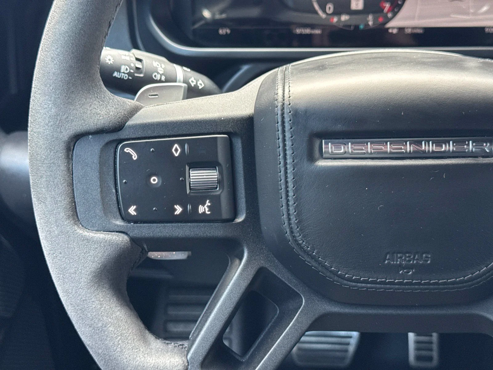 Used 2023 Carpathian Grey Land Rover Carpathian Edition image 31